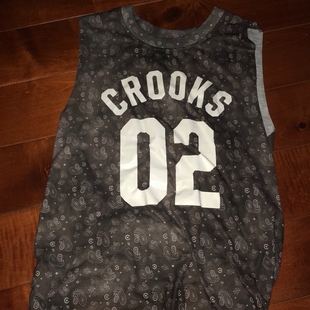 Crooks tank top - Picture 1 of 2